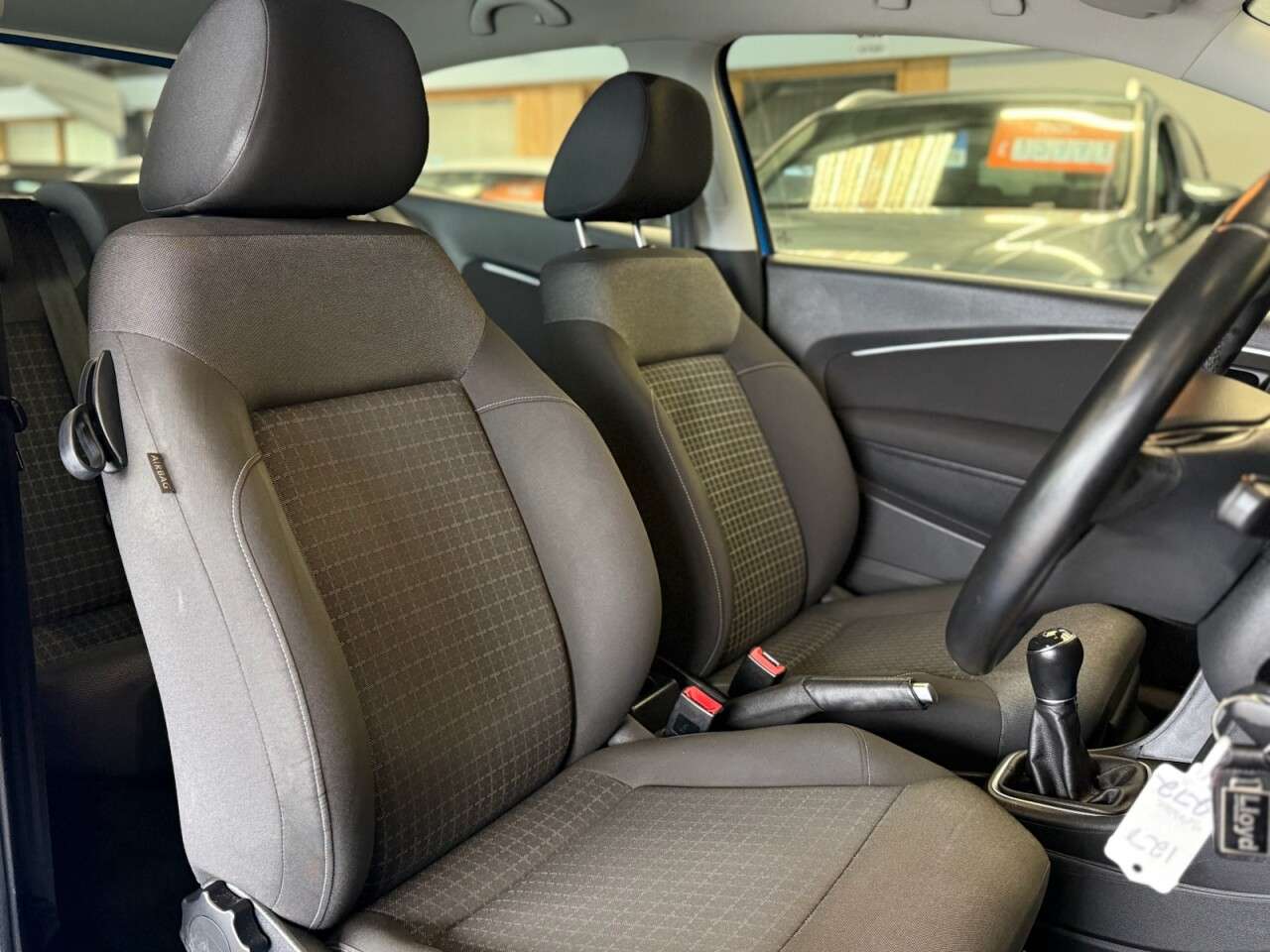 2014 VOLKSWAGEN POLO 2014 VOLKSWAGEN POLO