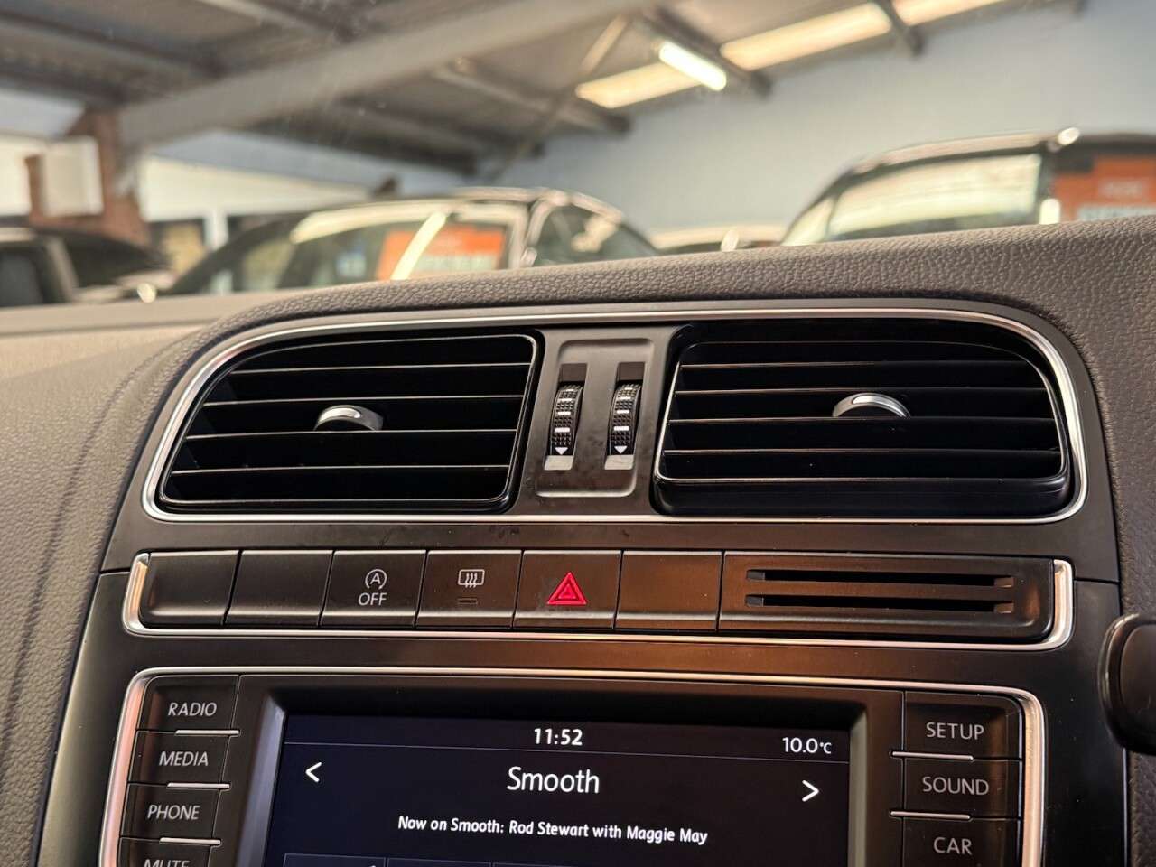 2014 VOLKSWAGEN POLO 2014 VOLKSWAGEN POLO