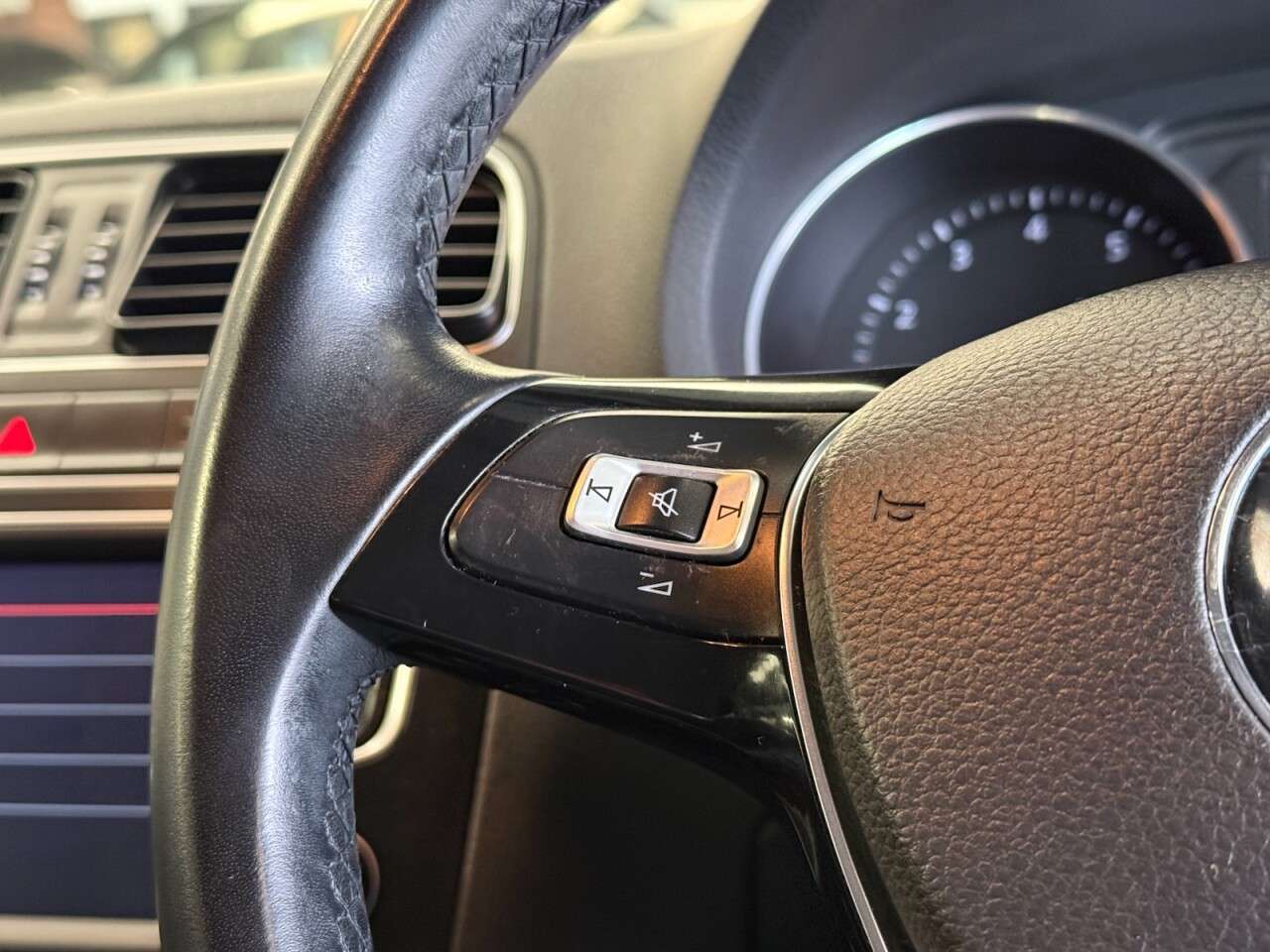 2014 VOLKSWAGEN POLO 2014 VOLKSWAGEN POLO