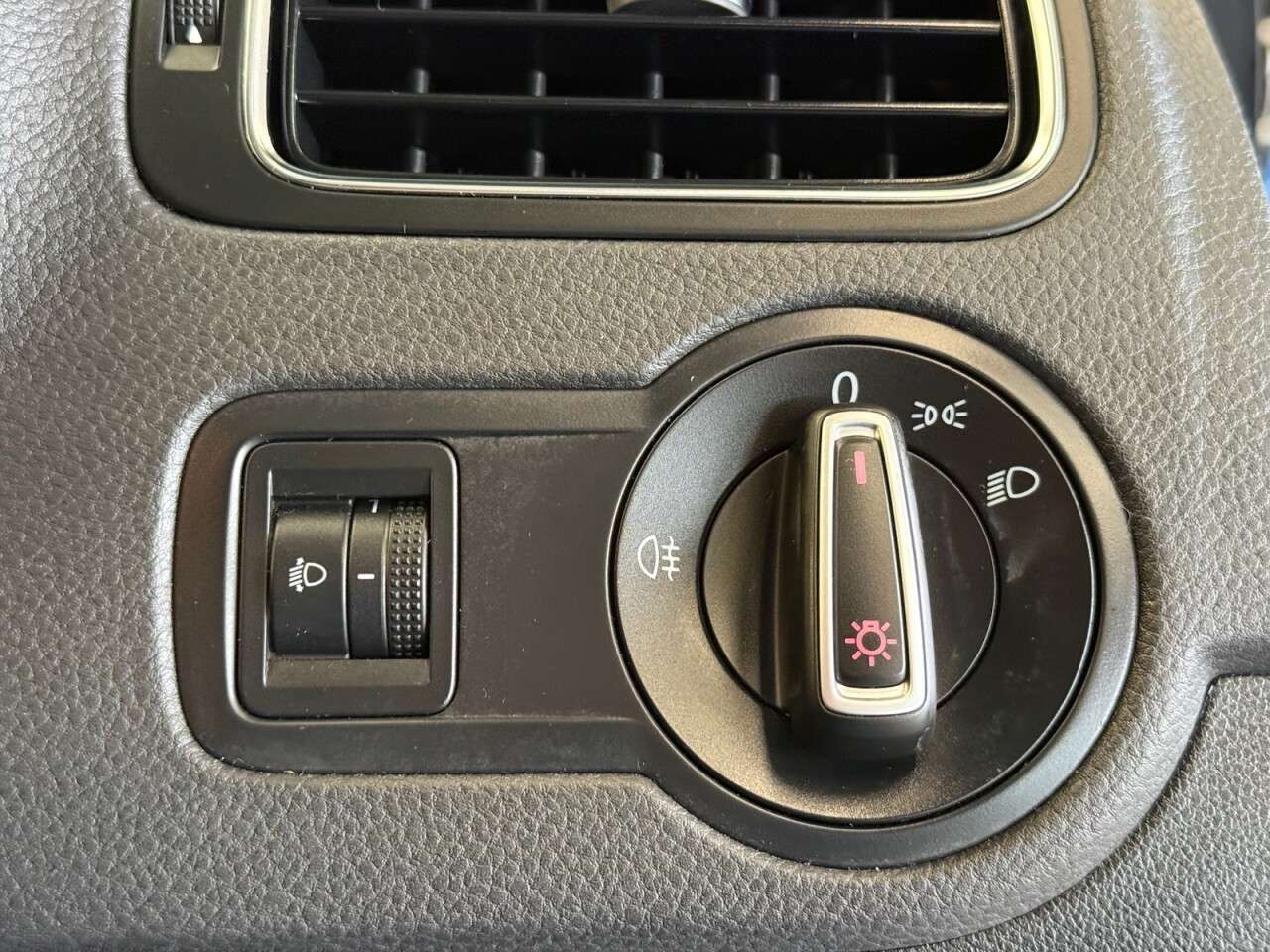 2014 VOLKSWAGEN POLO 2014 VOLKSWAGEN POLO