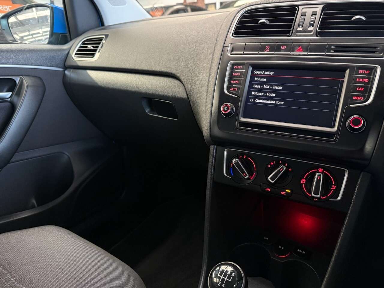 2014 VOLKSWAGEN POLO 2014 VOLKSWAGEN POLO