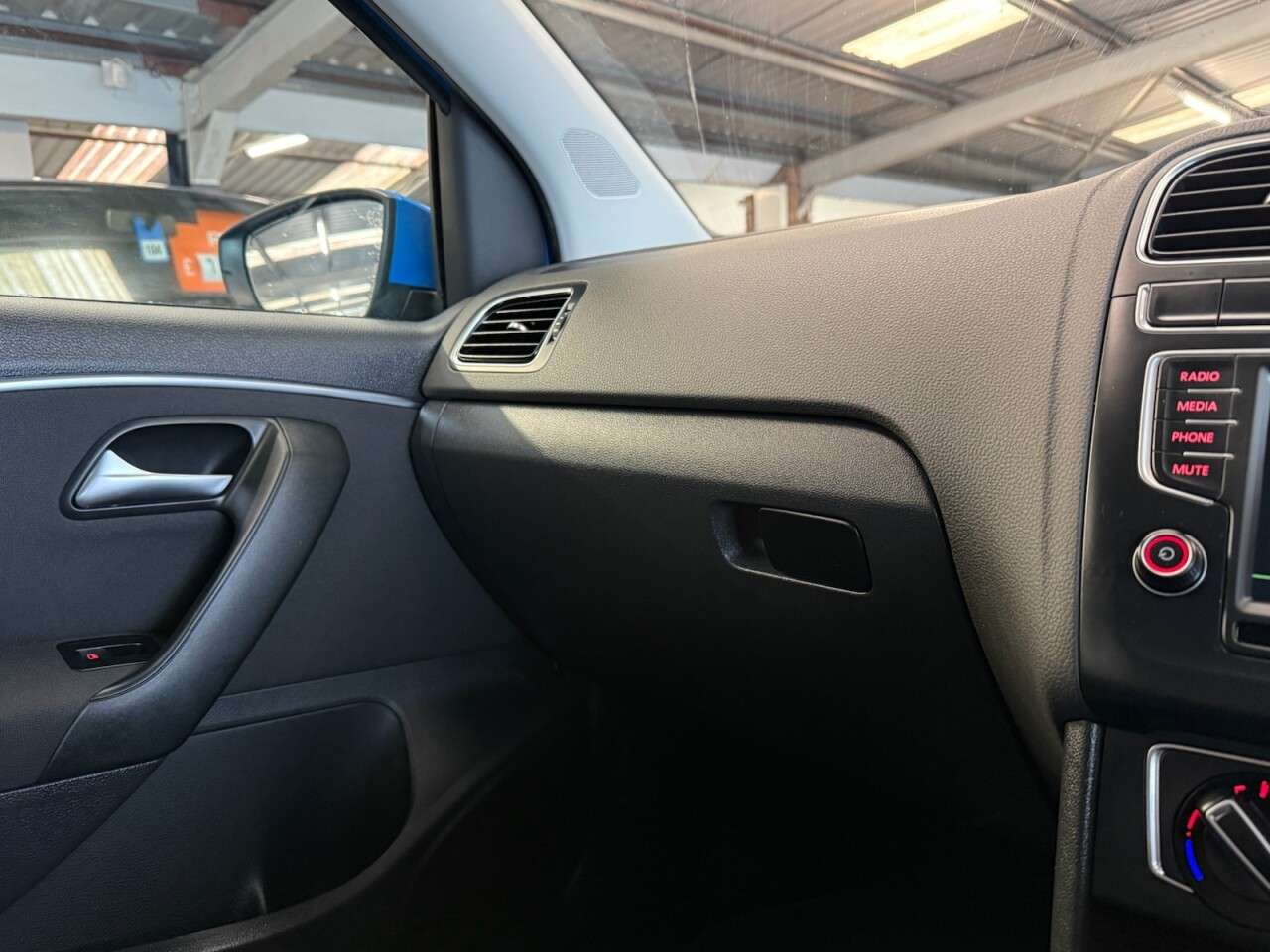 2014 VOLKSWAGEN POLO 2014 VOLKSWAGEN POLO