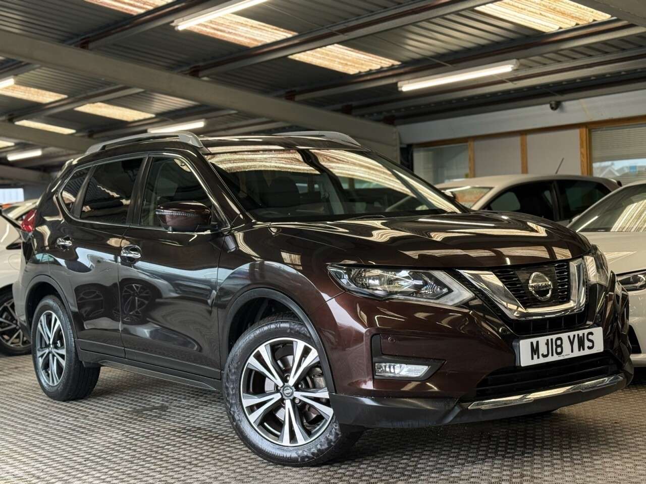 A 2018 NISSAN X-TRAIL 1.6 DIG-T N-Connecta SUV 5dr Petrol Manual Euro 6 (s/s) (163 ps) 1 OWNER FR A 2018 NISSAN X-TRAIL 1.6 DIG-T N-Connecta SUV 5dr Petrol Manual Euro 6 (s/s) (163 ps) 1 OWNER FR