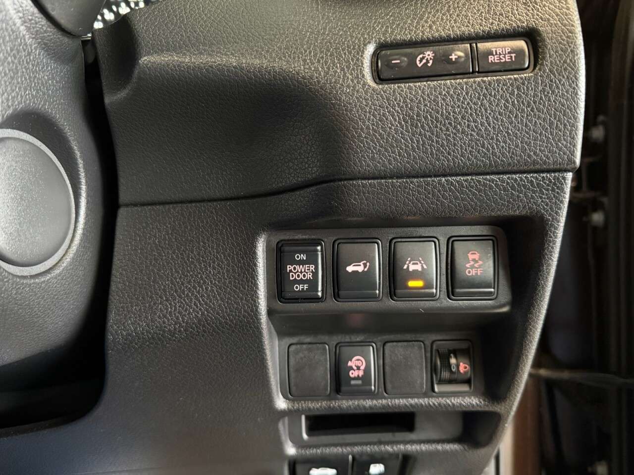 2018 NISSAN X-TRAIL 2018 NISSAN X-TRAIL