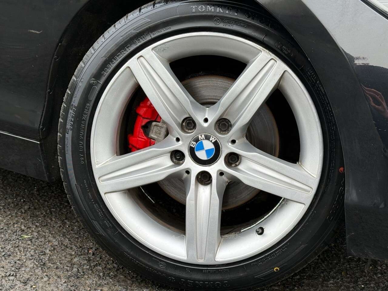A 2014 BMW 1 SERIES 2.0 120d Sport Hatchback 5dr Diesel Manual Euro 5 (s/s) (184 ps) A 2014 BMW 1 SERIES 2.0 120d Sport Hatchback 5dr Diesel Manual Euro 5 (s/s) (184 ps)