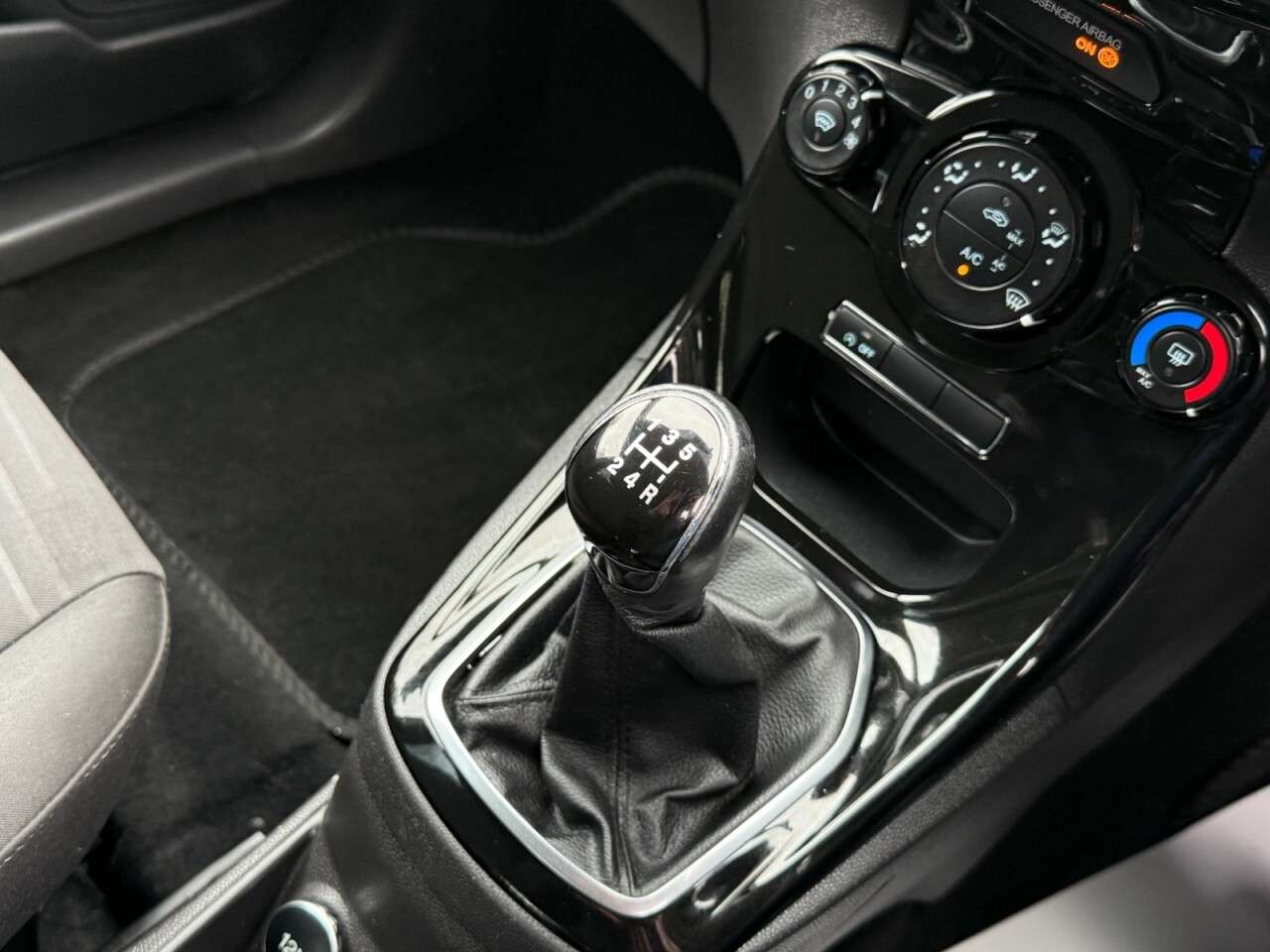 2013 FORD FIESTA 2013 FORD FIESTA