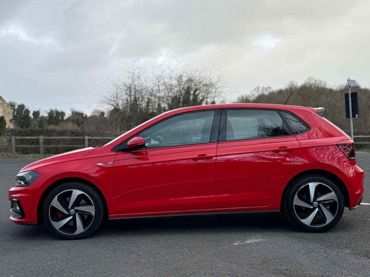 2019 VOLKSWAGEN POLO 2019 VOLKSWAGEN POLO