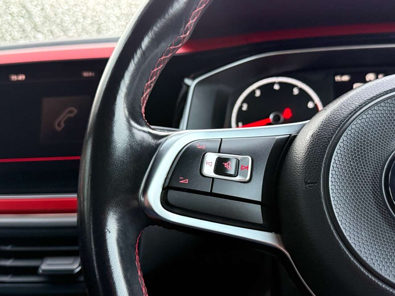 2019 VOLKSWAGEN POLO 2019 VOLKSWAGEN POLO