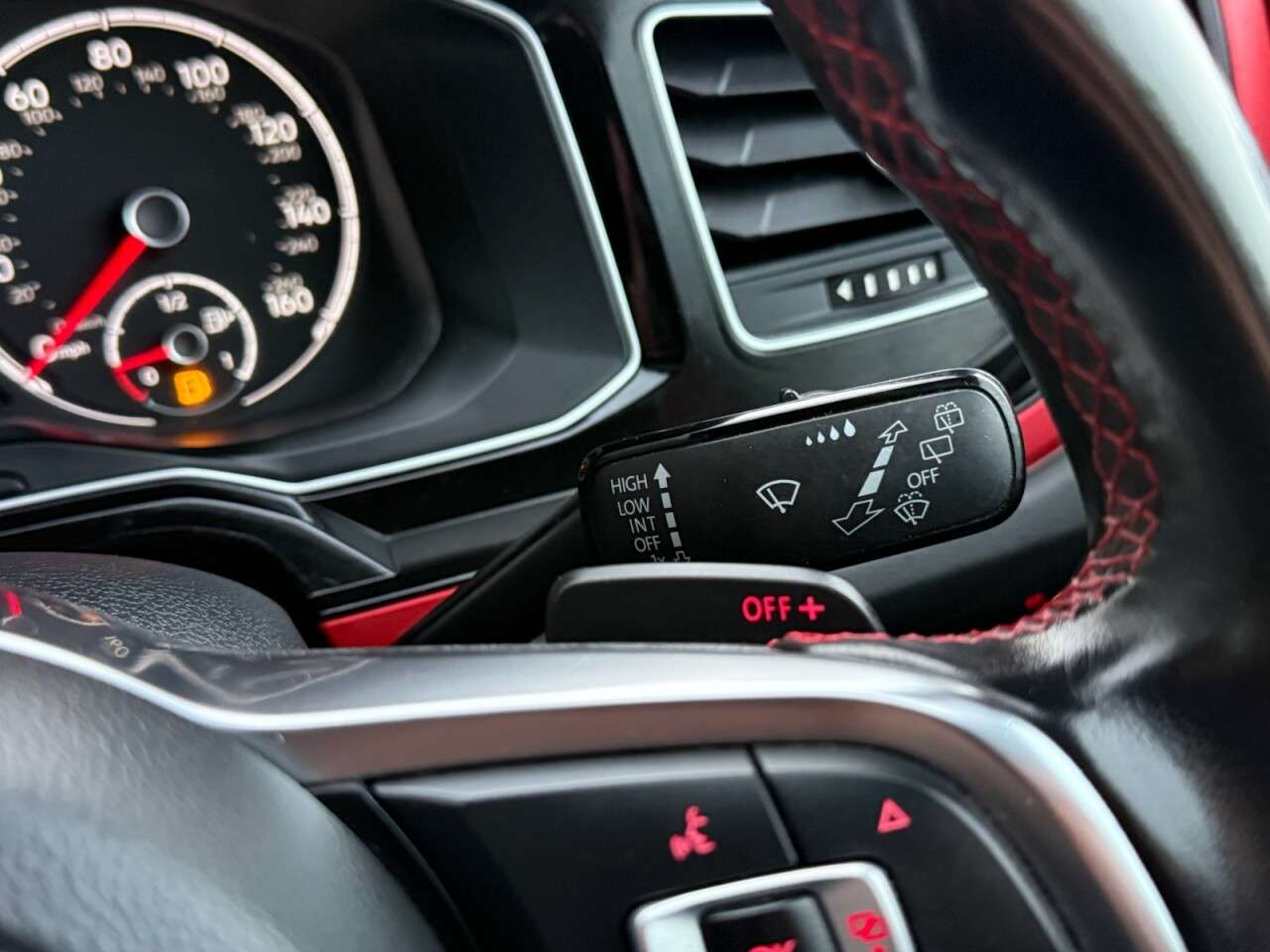 2019 VOLKSWAGEN POLO 2019 VOLKSWAGEN POLO