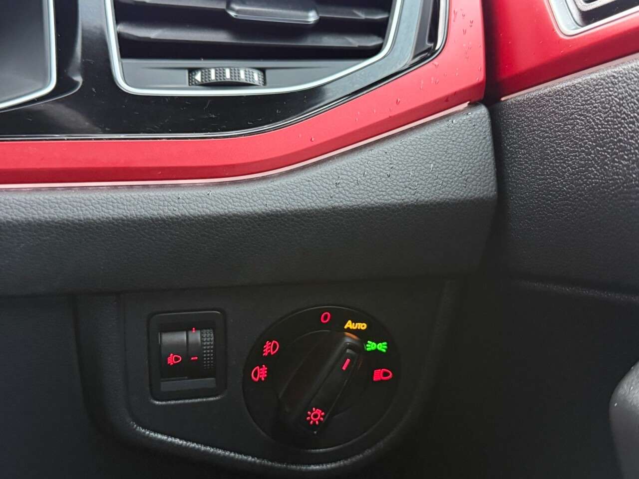 2019 VOLKSWAGEN POLO 2019 VOLKSWAGEN POLO