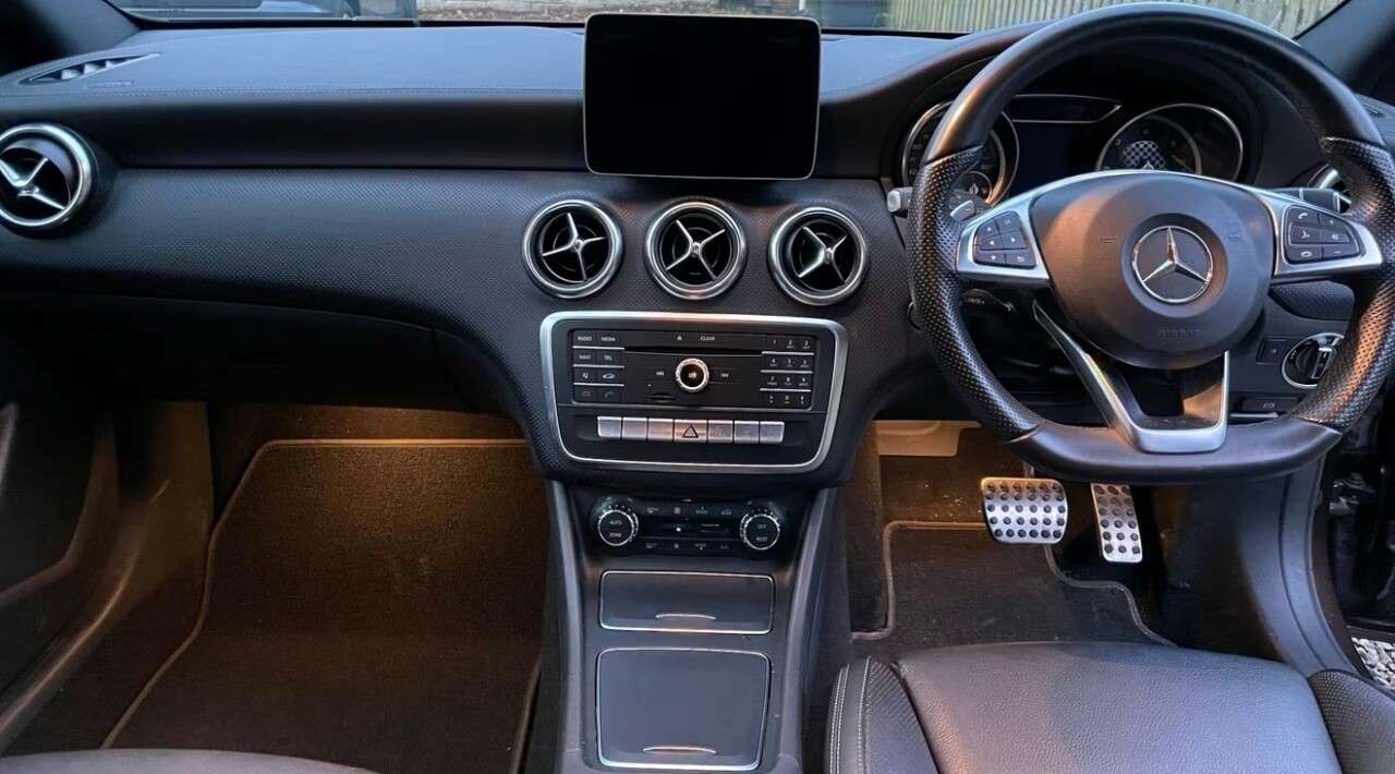 2018 MERCEDES-BENZ A CLASS 2018 MERCEDES-BENZ A CLASS