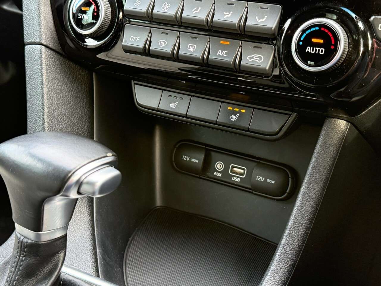 2017 KIA SPORTAGE 2017 KIA SPORTAGE