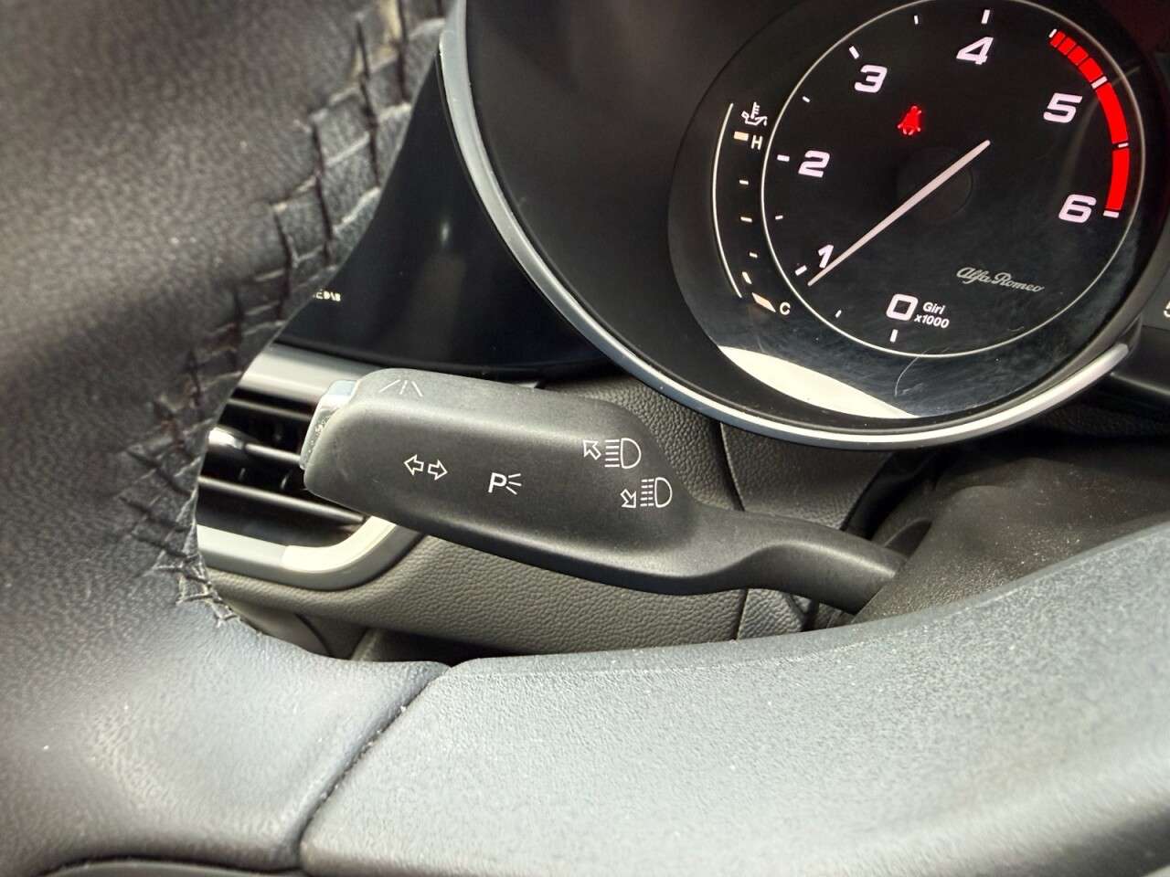 2019 ALFA ROMEO GIULIA 2019 ALFA ROMEO GIULIA