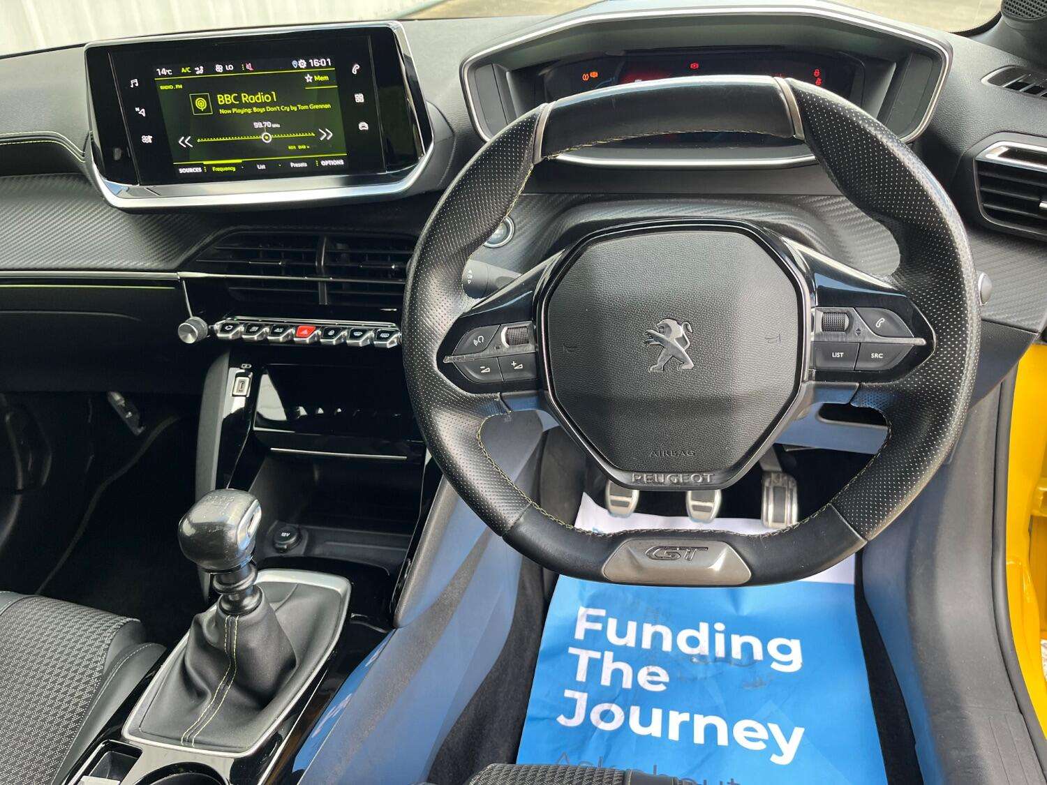 2021 PEUGEOT 208 2021 PEUGEOT 208