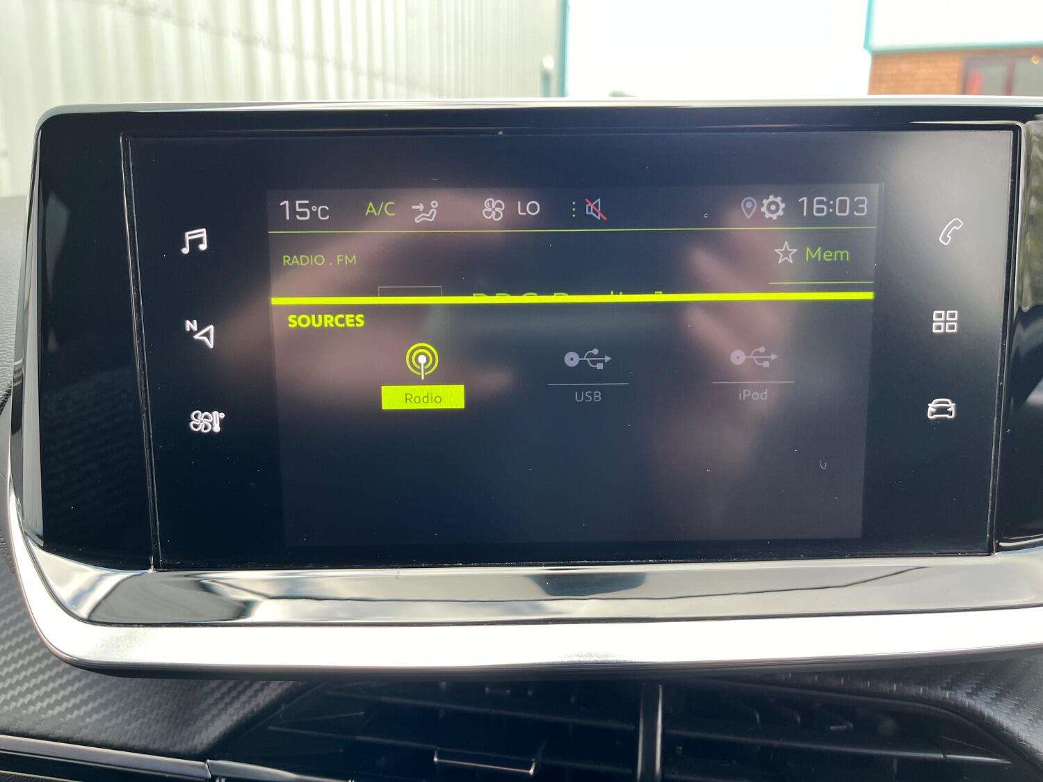 2021 PEUGEOT 208 2021 PEUGEOT 208