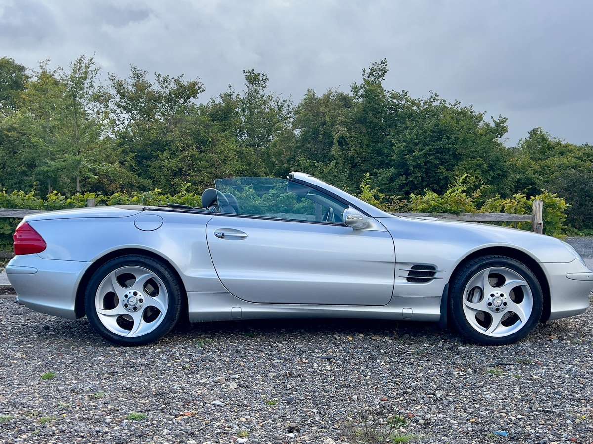 Check out this Mercedes-benz Sl Petrol Automatic