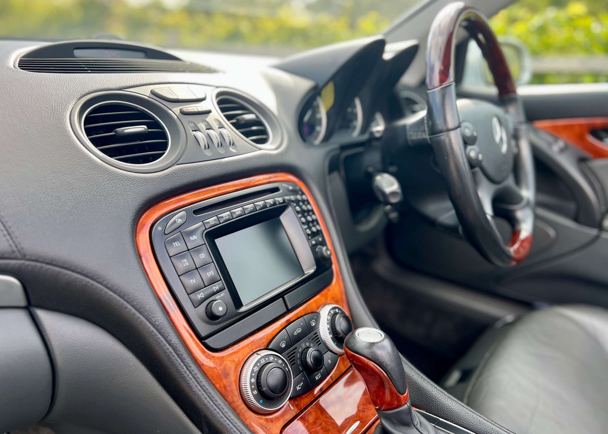 null MERCEDES-BENZ SL null MERCEDES-BENZ SL