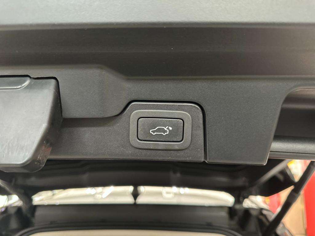 2018 LAND ROVER RANGE ROVER EVOQUE 2018 LAND ROVER RANGE ROVER EVOQUE