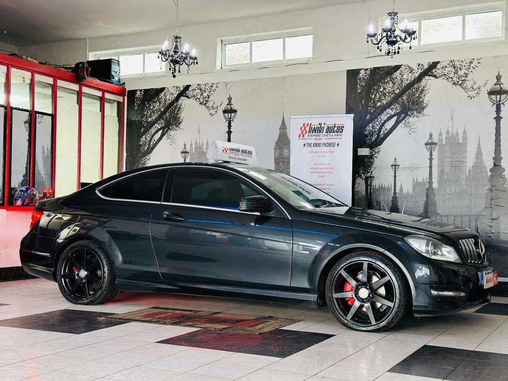 2011 MERCEDES-BENZ C CLASS 2011 MERCEDES-BENZ C CLASS