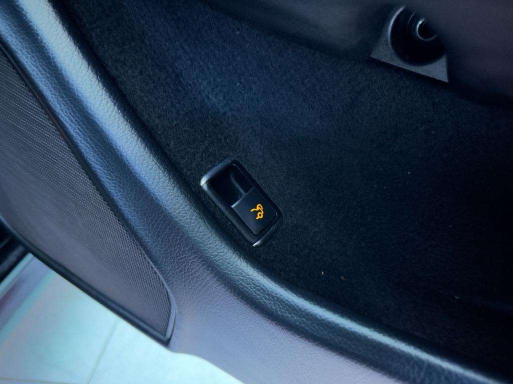 2011 MERCEDES-BENZ C CLASS 2011 MERCEDES-BENZ C CLASS