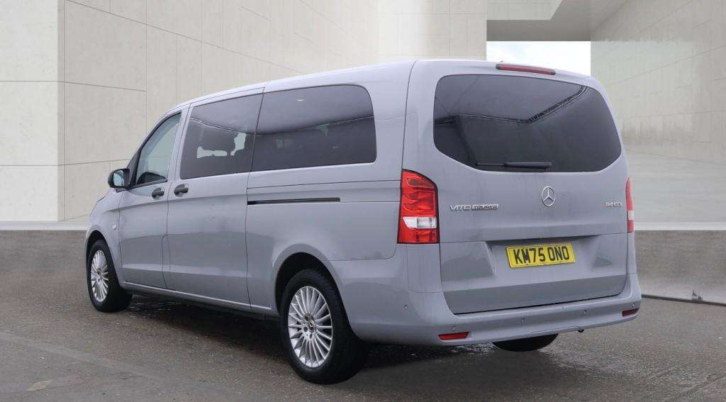 A 2025 MERCEDES-BENZ VITO 114 Cdi Tourer Professional Auto A 2025 MERCEDES-BENZ VITO 114 Cdi Tourer Professional Auto