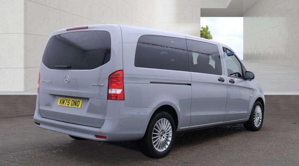 A 2025 MERCEDES-BENZ VITO 114 Cdi Tourer Professional Auto A 2025 MERCEDES-BENZ VITO 114 Cdi Tourer Professional Auto