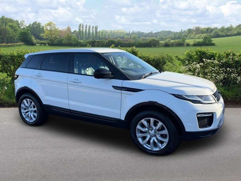 A 2016 LAND ROVER RANGE ROVER EVOQUE TD4 SE TECH A 2016 LAND ROVER RANGE ROVER EVOQUE TD4 SE TECH