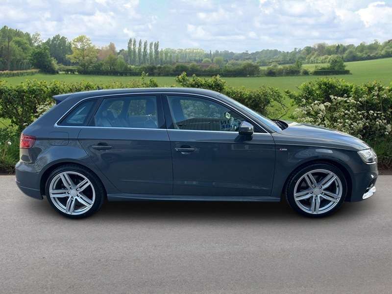 A 2018 AUDI A3 TFSI S LINE A 2018 AUDI A3 TFSI S LINE