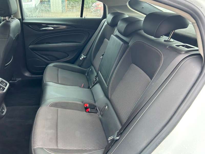 2017 VAUXHALL INSIGNIA 2017 VAUXHALL INSIGNIA