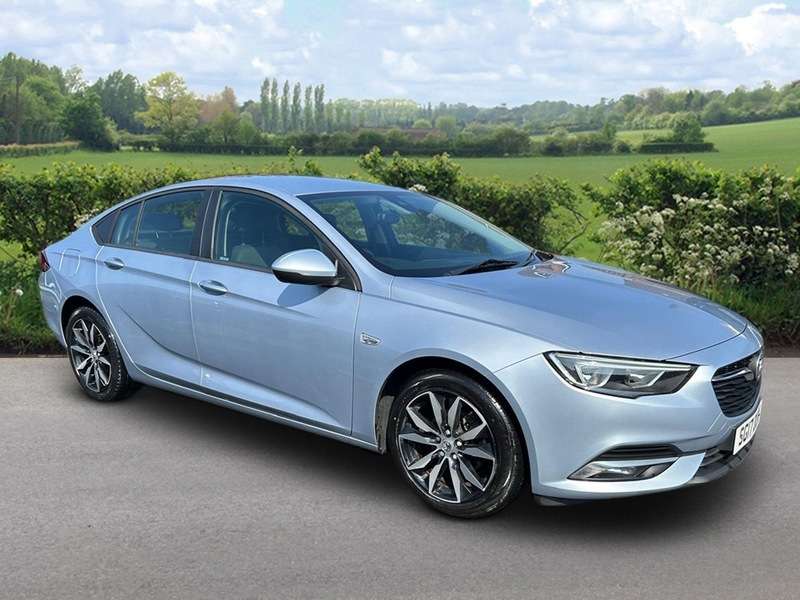 A 2017 VAUXHALL INSIGNIA GRAND SPORT DESIGN ECOTEC A 2017 VAUXHALL INSIGNIA GRAND SPORT DESIGN ECOTEC