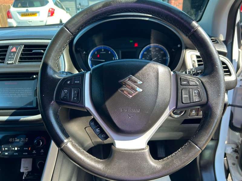 2016 SUZUKI SX4 2016 SUZUKI SX4