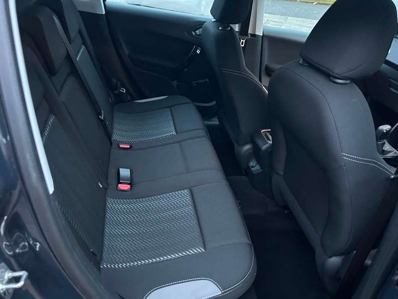 2017 PEUGEOT 2008 2017 PEUGEOT 2008