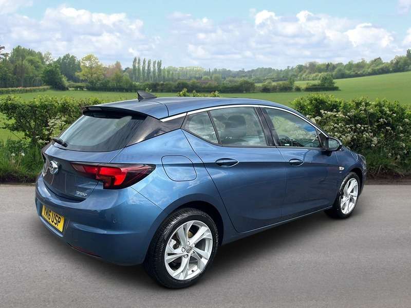 A 2016 VAUXHALL ASTRA SRI NAV A 2016 VAUXHALL ASTRA SRI NAV