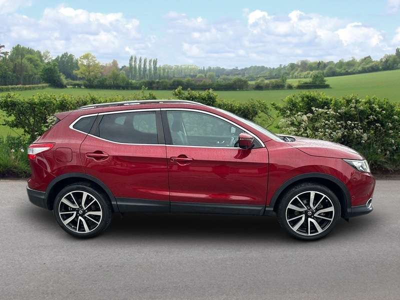 A 2016 NISSAN QASHQAI DCI TEKNA A 2016 NISSAN QASHQAI DCI TEKNA