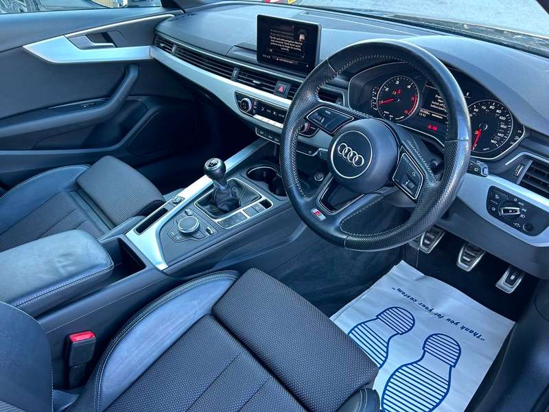 2017 AUDI A4 2017 AUDI A4