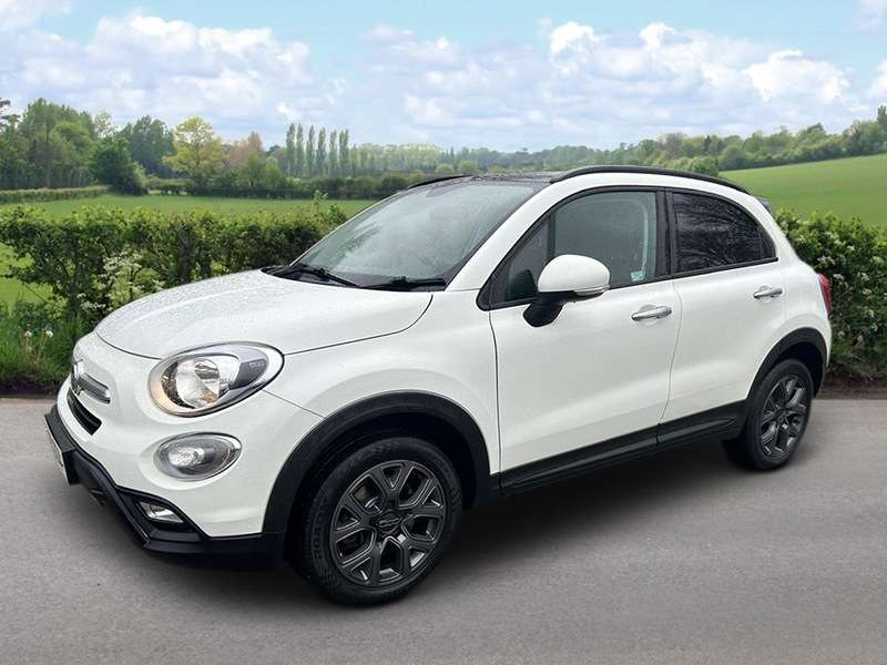 A 2018 FIAT 500X MULTIJET CROSS A 2018 FIAT 500X MULTIJET CROSS