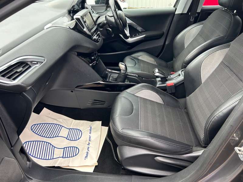 2019 PEUGEOT 2008 2019 PEUGEOT 2008