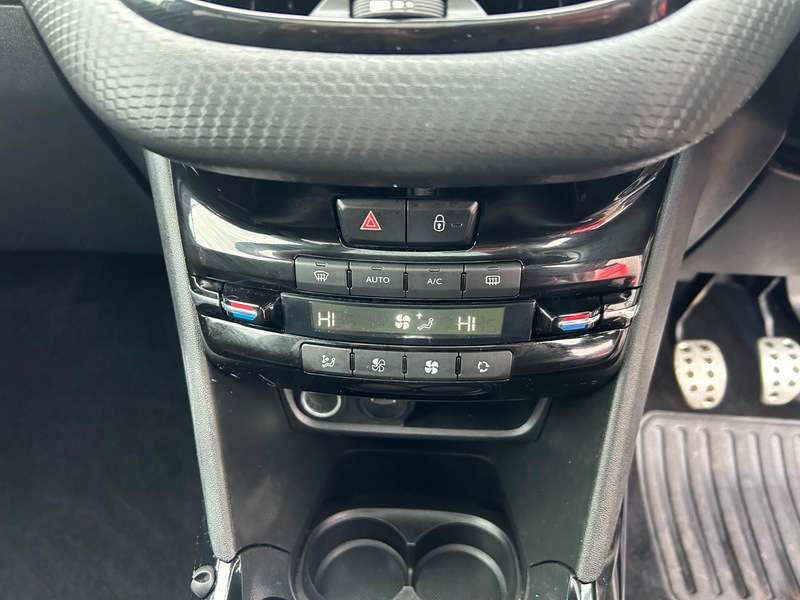 2019 PEUGEOT 2008 2019 PEUGEOT 2008