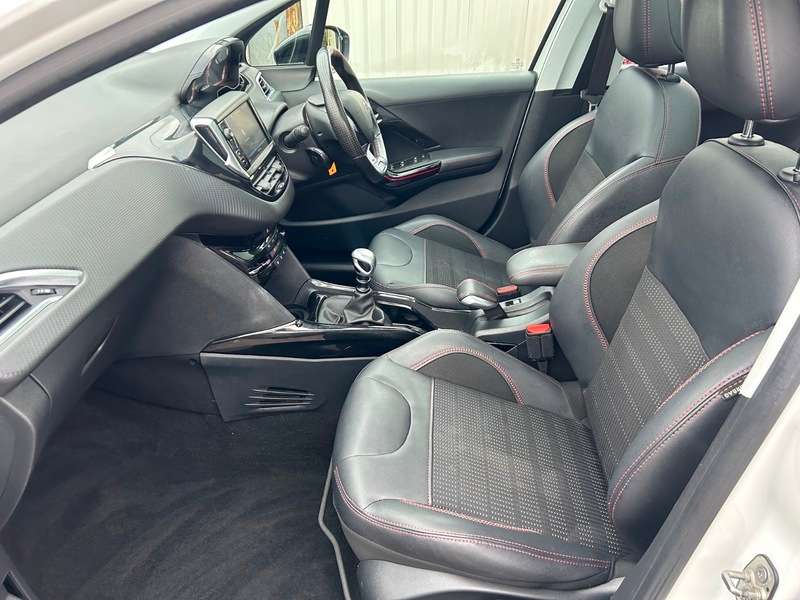 2019 PEUGEOT 2008 2019 PEUGEOT 2008