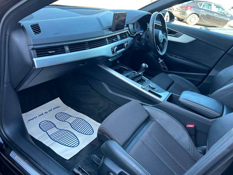 2017 AUDI A4 2017 AUDI A4