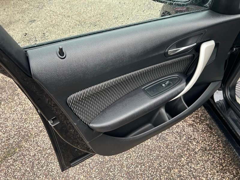 2017 BMW 1 SERIES 2017 BMW 1 SERIES