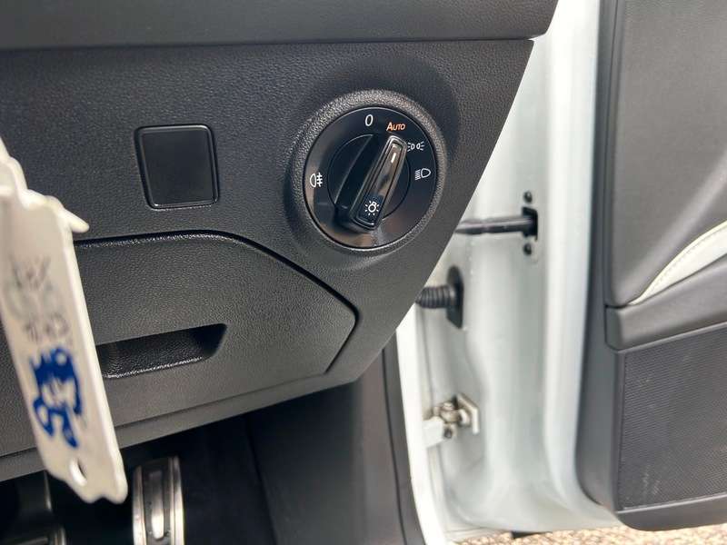 2014 SEAT LEON 2014 SEAT LEON