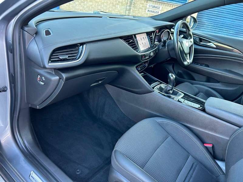 2017 VAUXHALL INSIGNIA 2017 VAUXHALL INSIGNIA