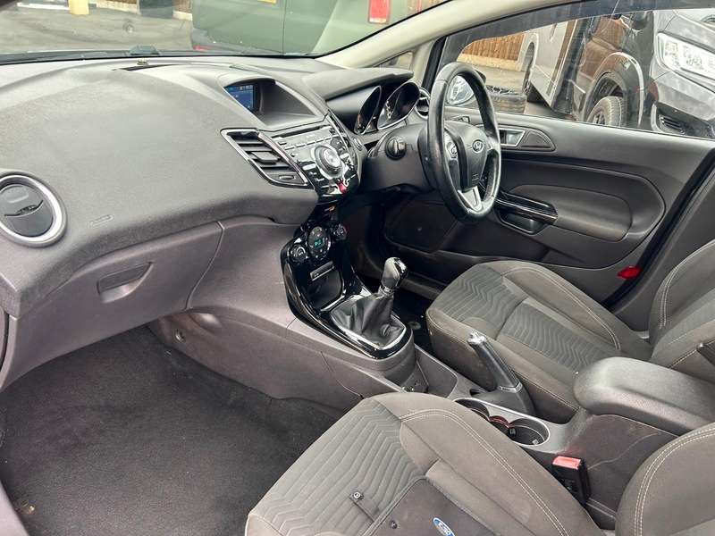 2015 FORD FIESTA 2015 FORD FIESTA