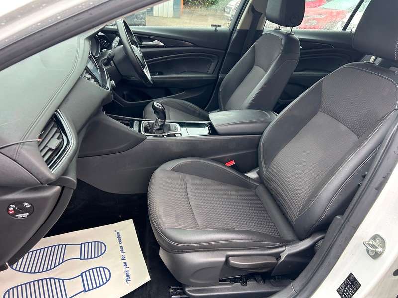 2017 VAUXHALL INSIGNIA 2017 VAUXHALL INSIGNIA