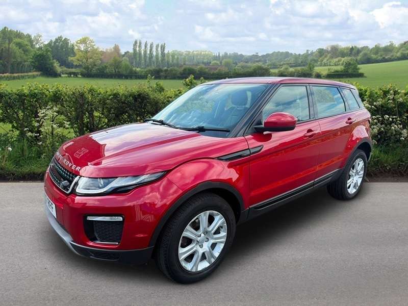 A 2017 LAND ROVER RANGE ROVER EVOQUE ED4 SE TECH A 2017 LAND ROVER RANGE ROVER EVOQUE ED4 SE TECH