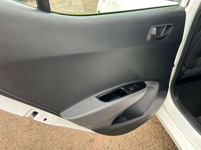 2017 HYUNDAI I10 2017 HYUNDAI I10