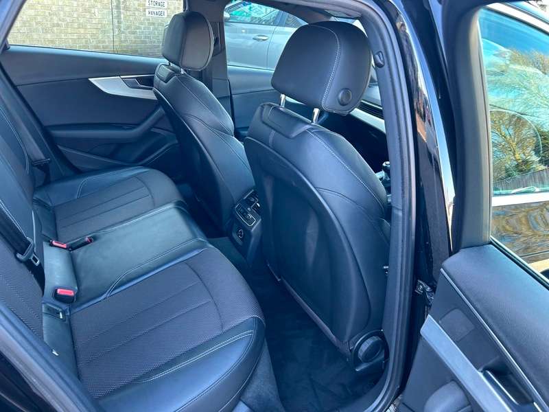 2017 AUDI A4 2017 AUDI A4