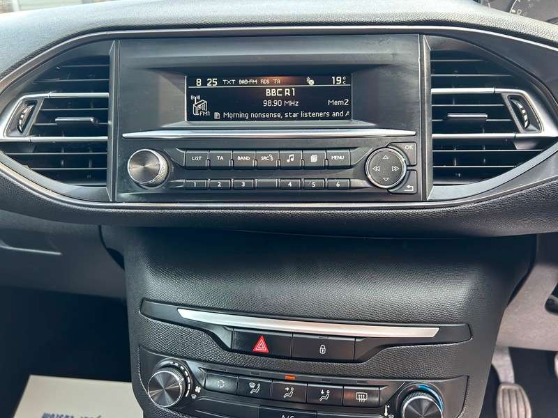 2019 PEUGEOT 308 2019 PEUGEOT 308