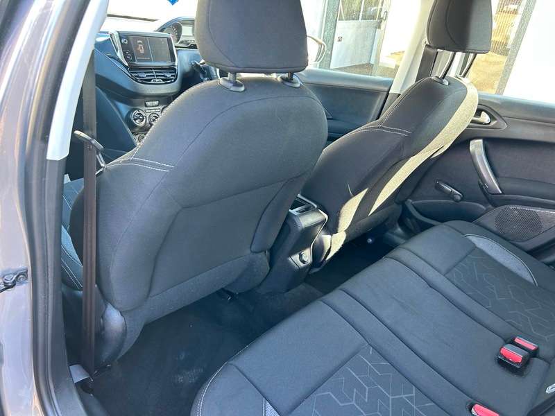 2018 PEUGEOT 2008 2018 PEUGEOT 2008